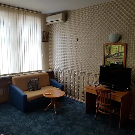 Hotel Kiev 2*